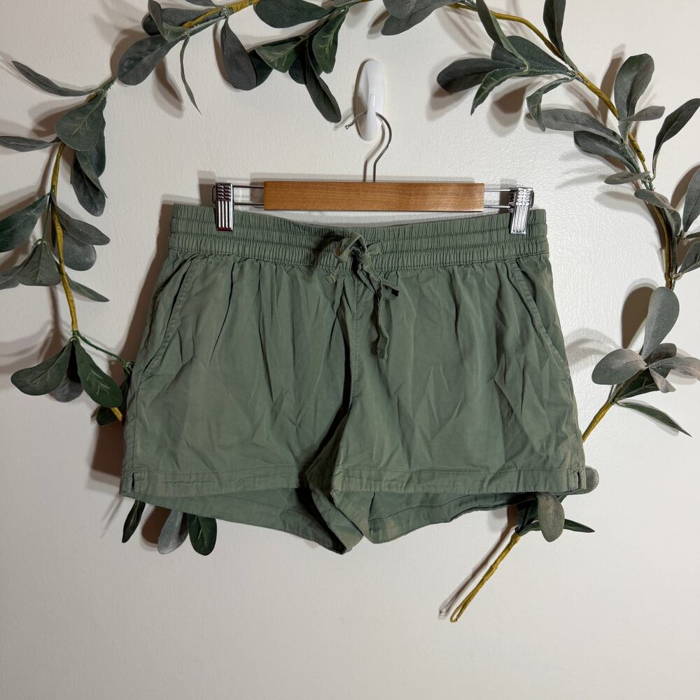 Vineyard Vines Green Pull On Shorts